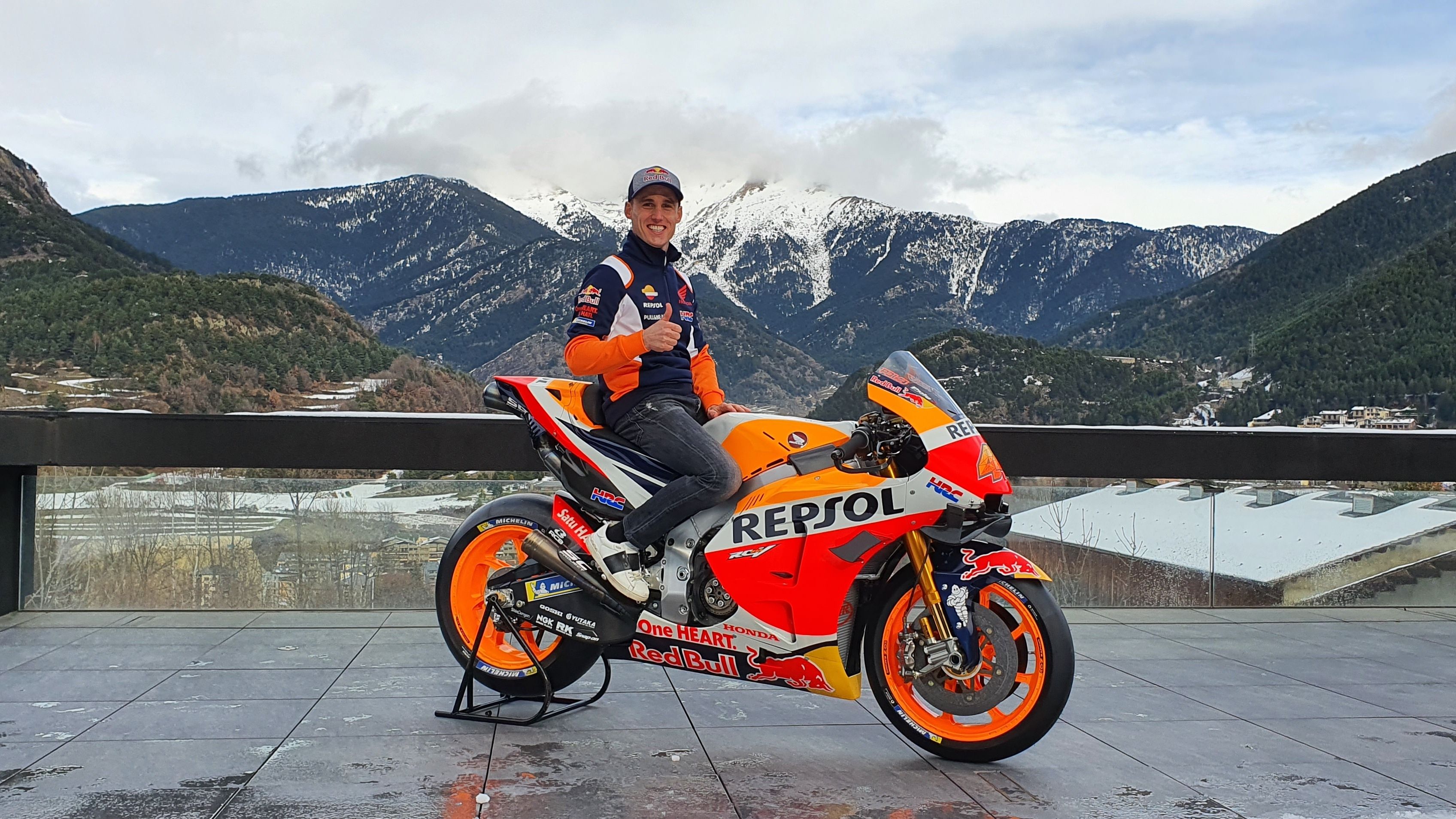 Pol Espargaró con la Honda RC213V para MotoGP 2021 12
