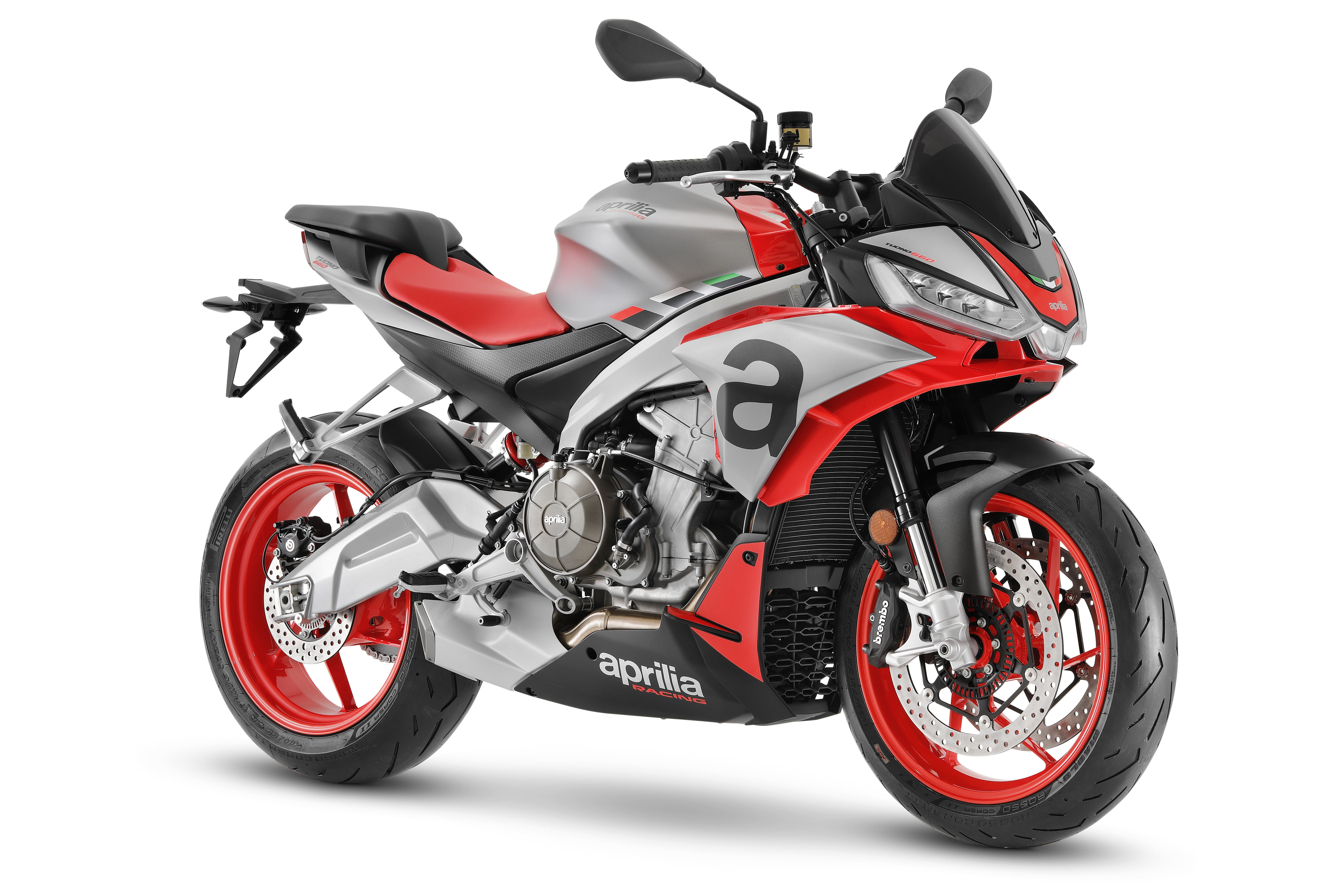 11 Aprilia Tuono 660