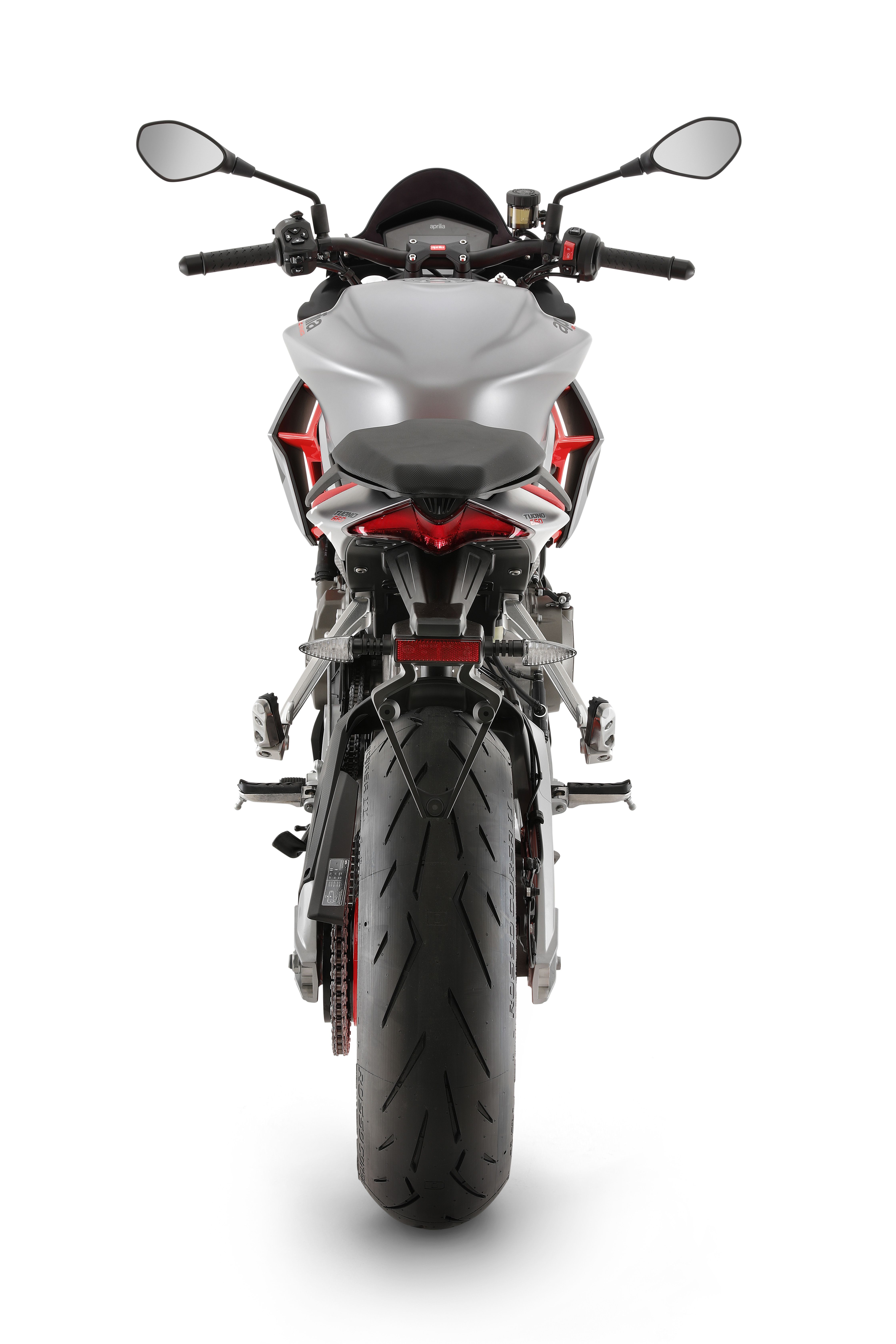 18 Aprilia Tuono 660