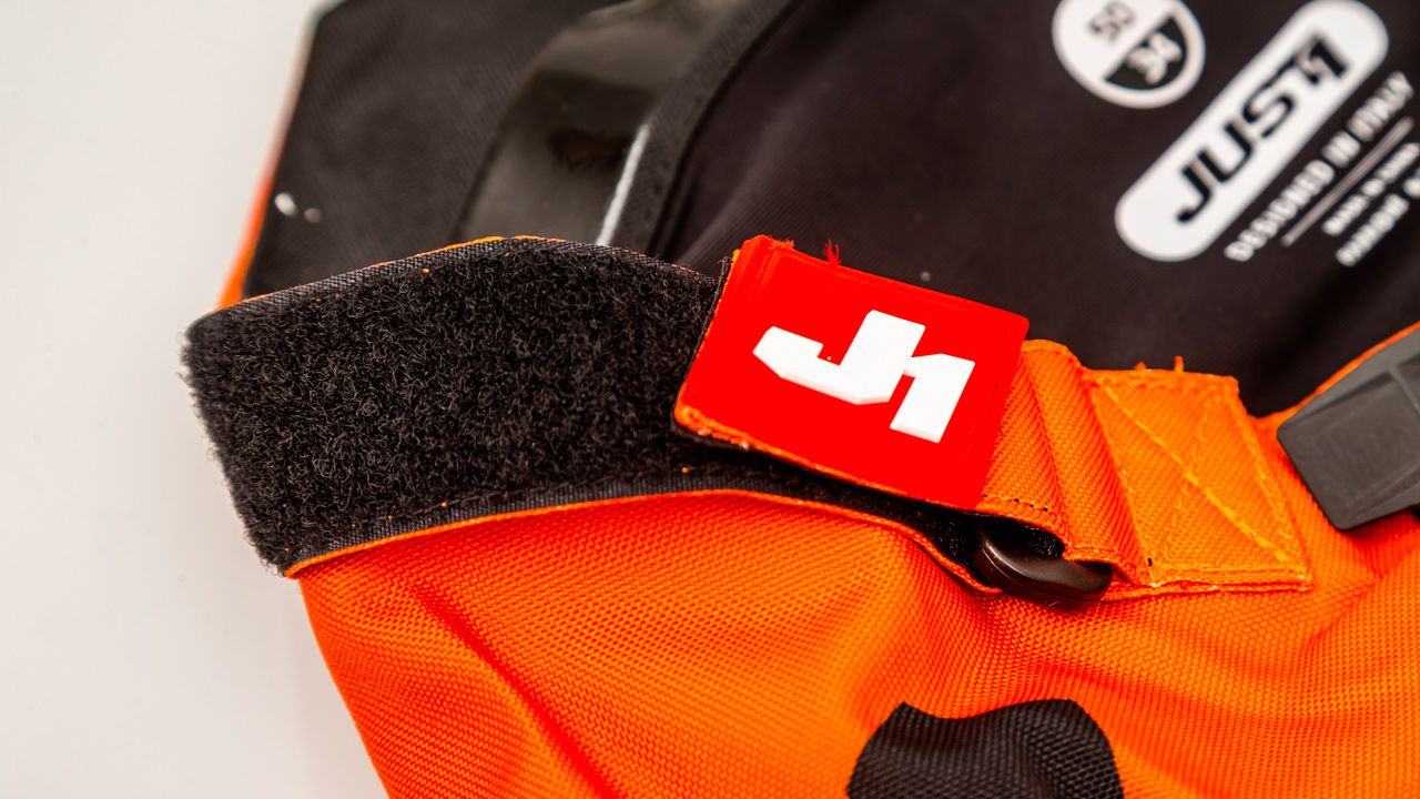 Conjunto Just1 Racing J Force Terra
