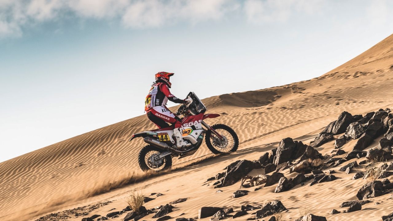 Laia Sanz durante el shakedown del Dakar 2021 2