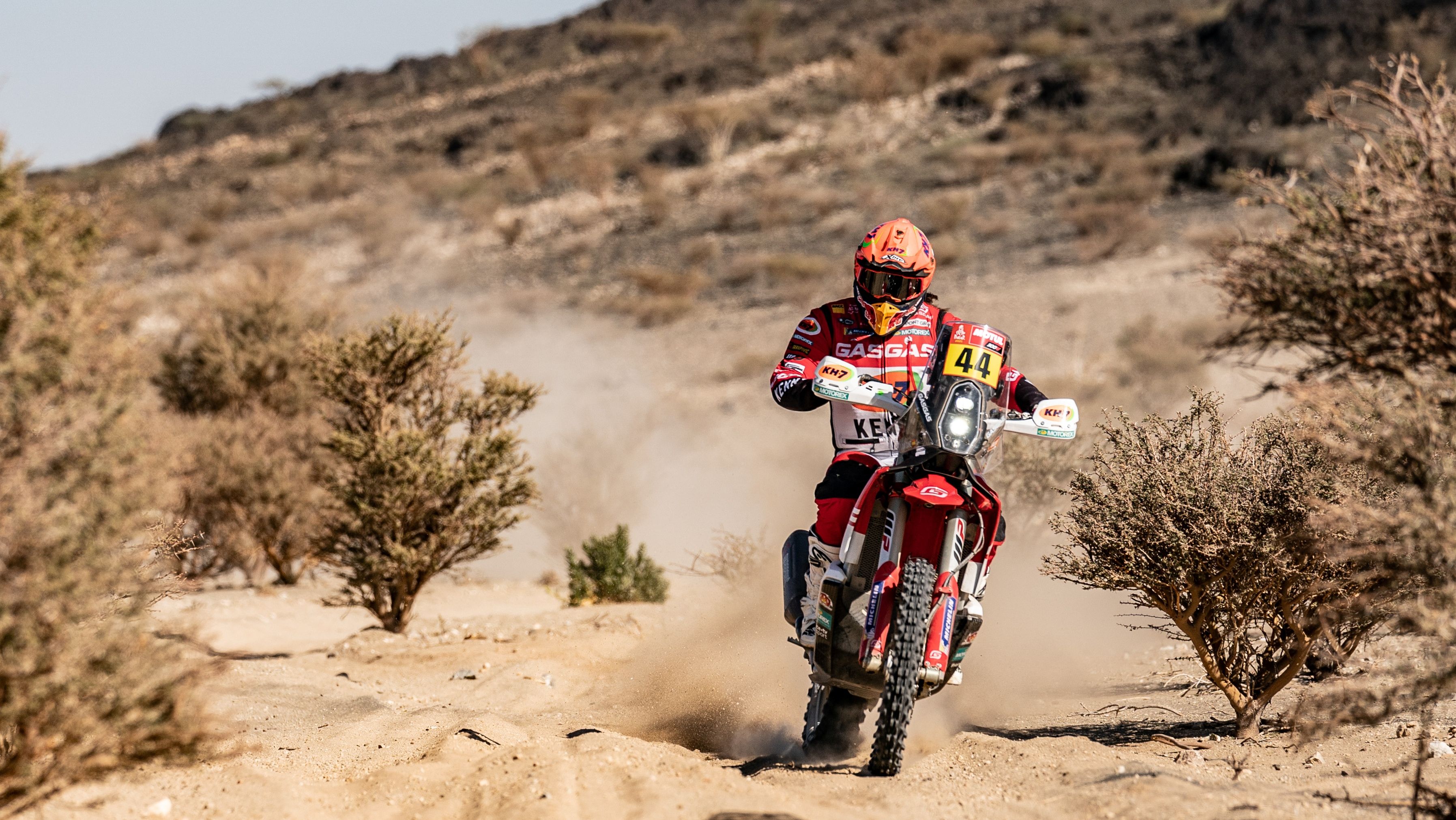 Laia Sanz durante la Etapa 1 del Dakar 2021 b