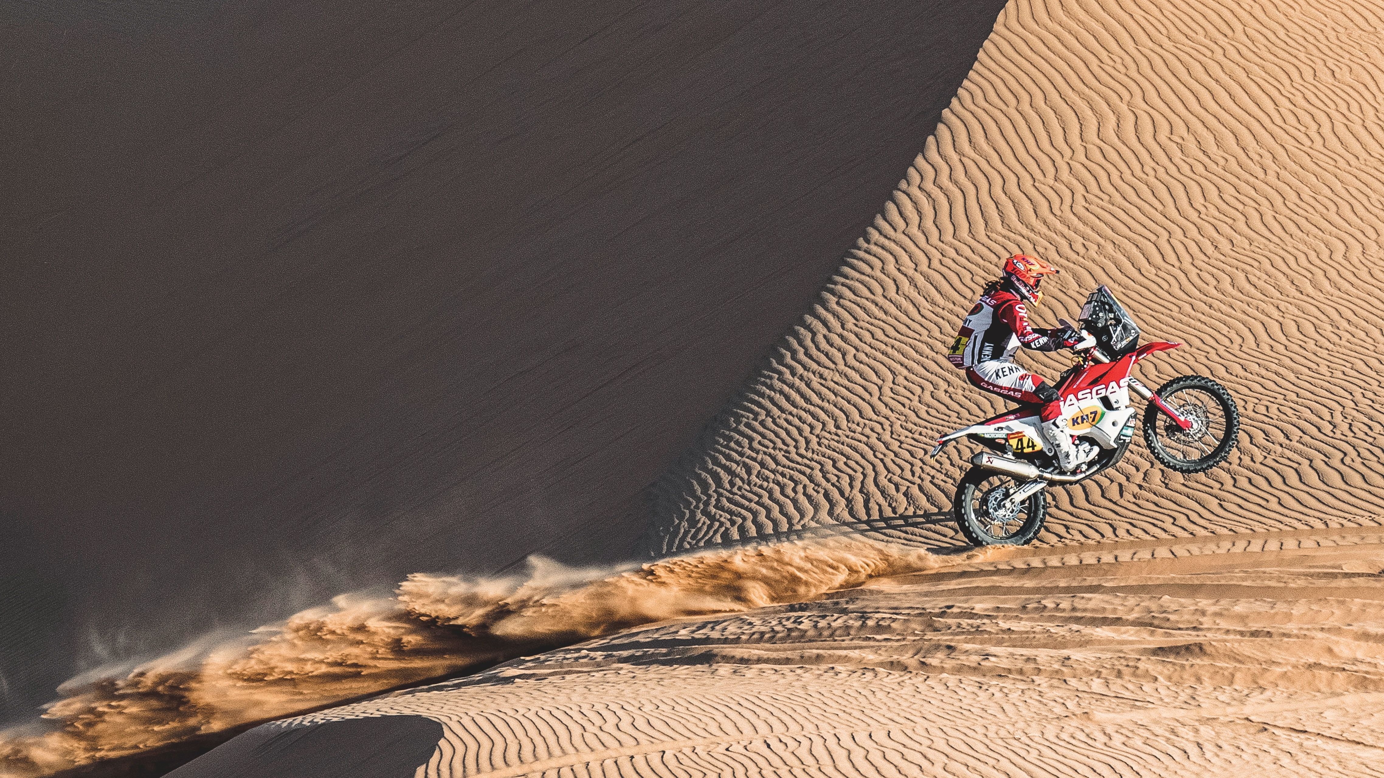 Laia Sanz durante la etapa 3 del Dakar 2021 2