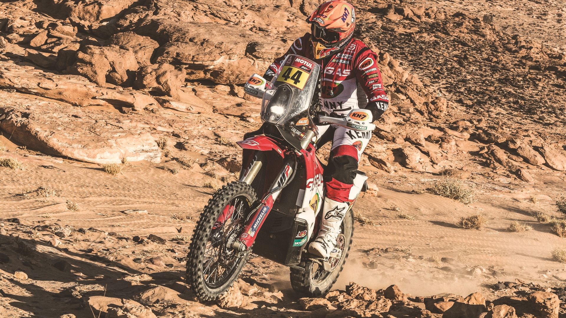 Laia Sanz durante la etapa 5 del Dakar 2021