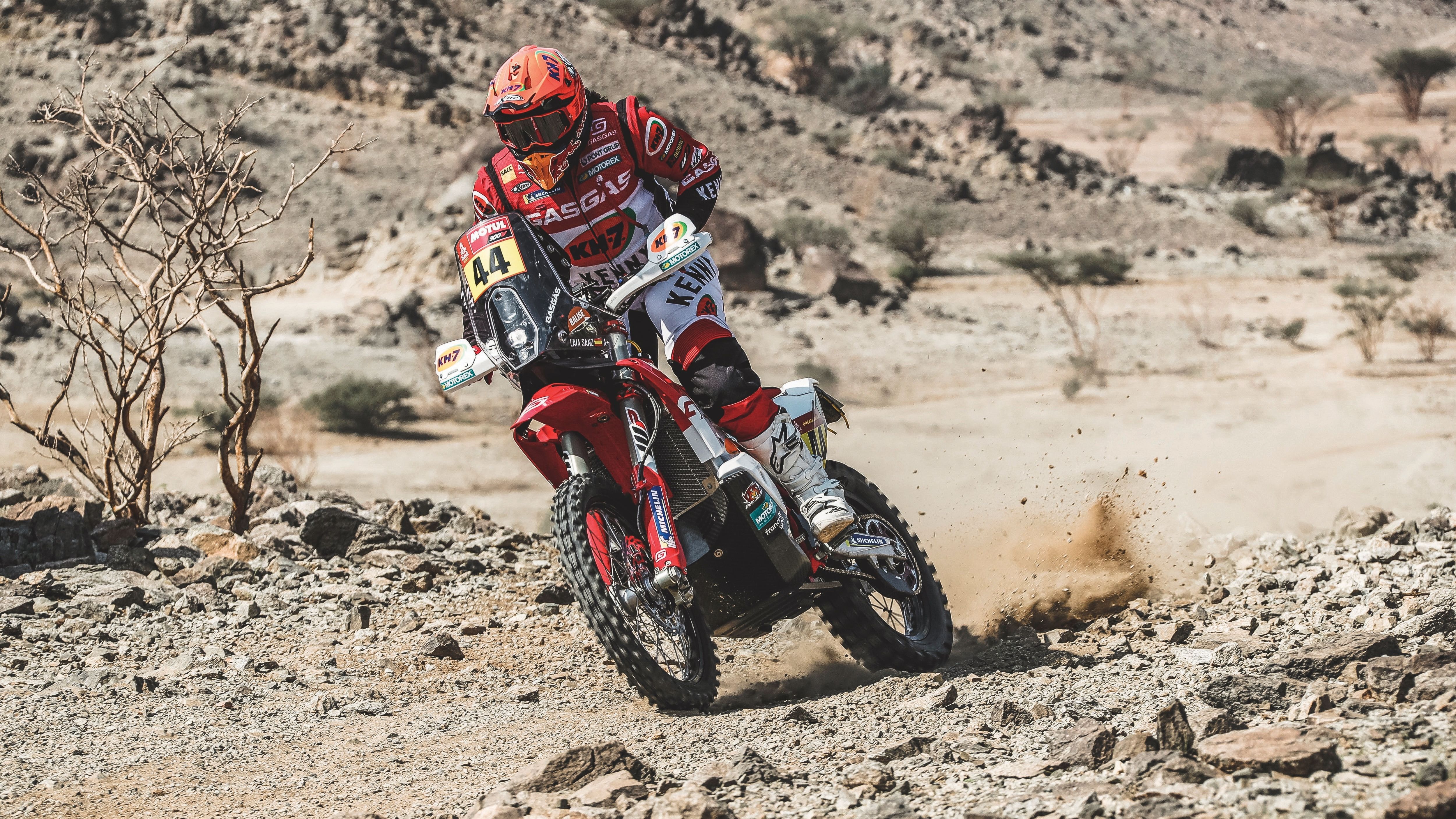 Laia Sanz durante la Etapa prólogo del Dakar 2021
