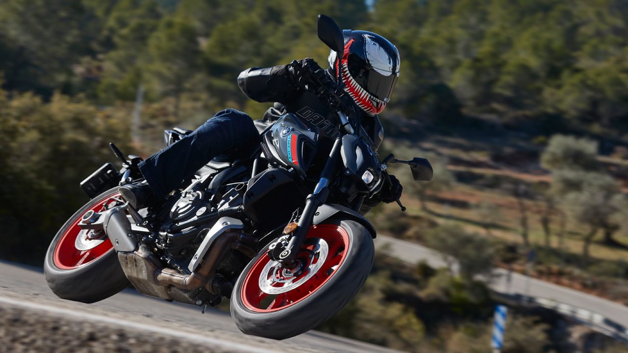 Yamaha MT 07 2021 (1)