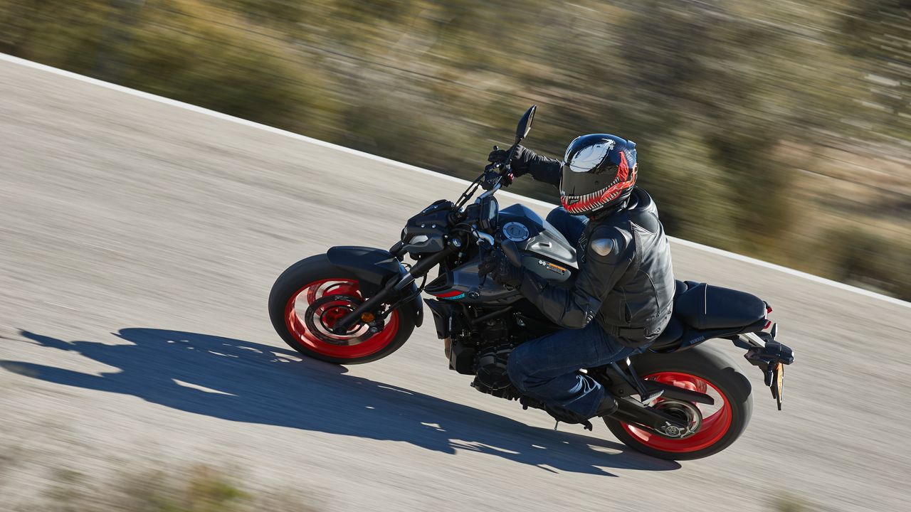 Yamaha MT 07 2021 (4)