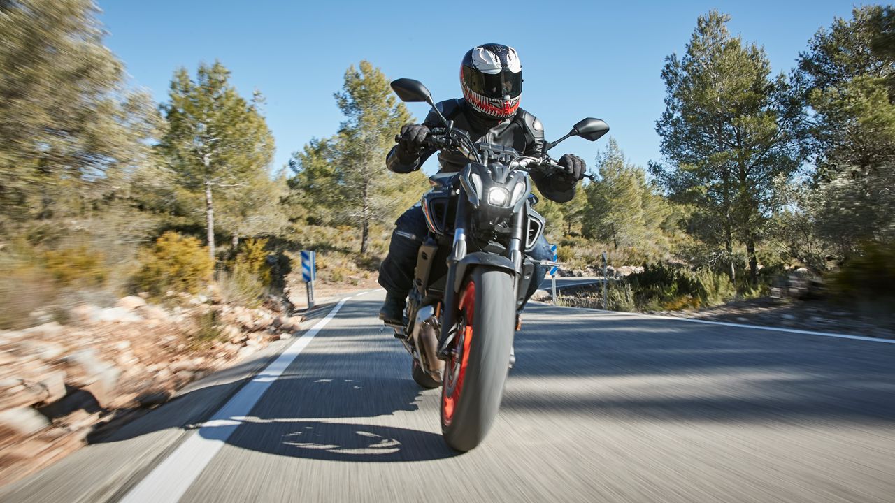 Yamaha MT 07 2021 (10)