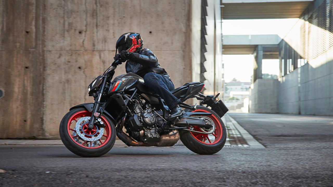 Yamaha MT 07 2021 (12)
