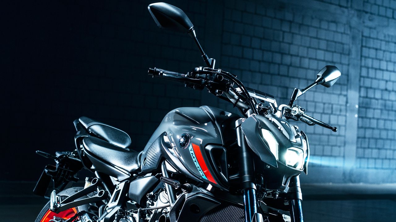 Yamaha MT 07 2021 detalles (5)