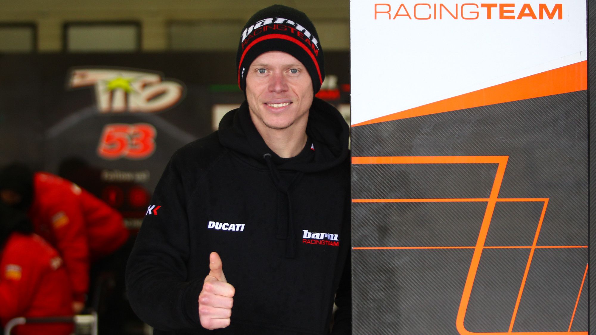 TIto Rabat con la Ducati Panigale V4R del Barni Racing para Superbike 2021 5