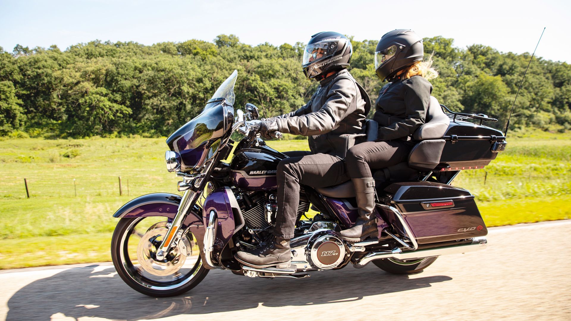 Harley Davidson CVO Limited 2021 01