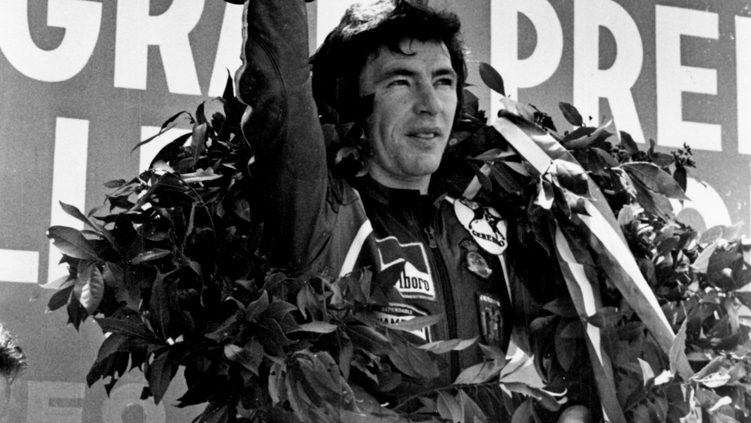 Ángel Nieto en el podio de Mugello
