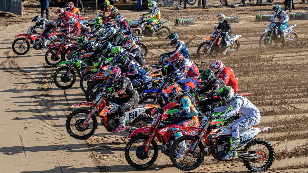 Salida de una de las carreras de MXGP en Lommel el pasado 2020