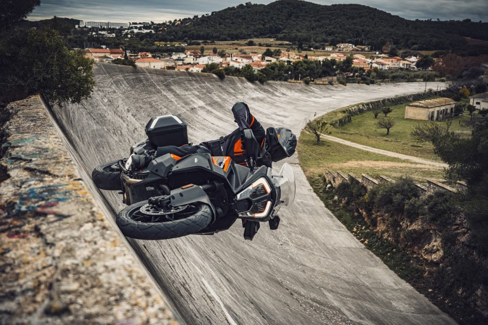 KTM 1290 SUPER ADVENTURE S Accion
