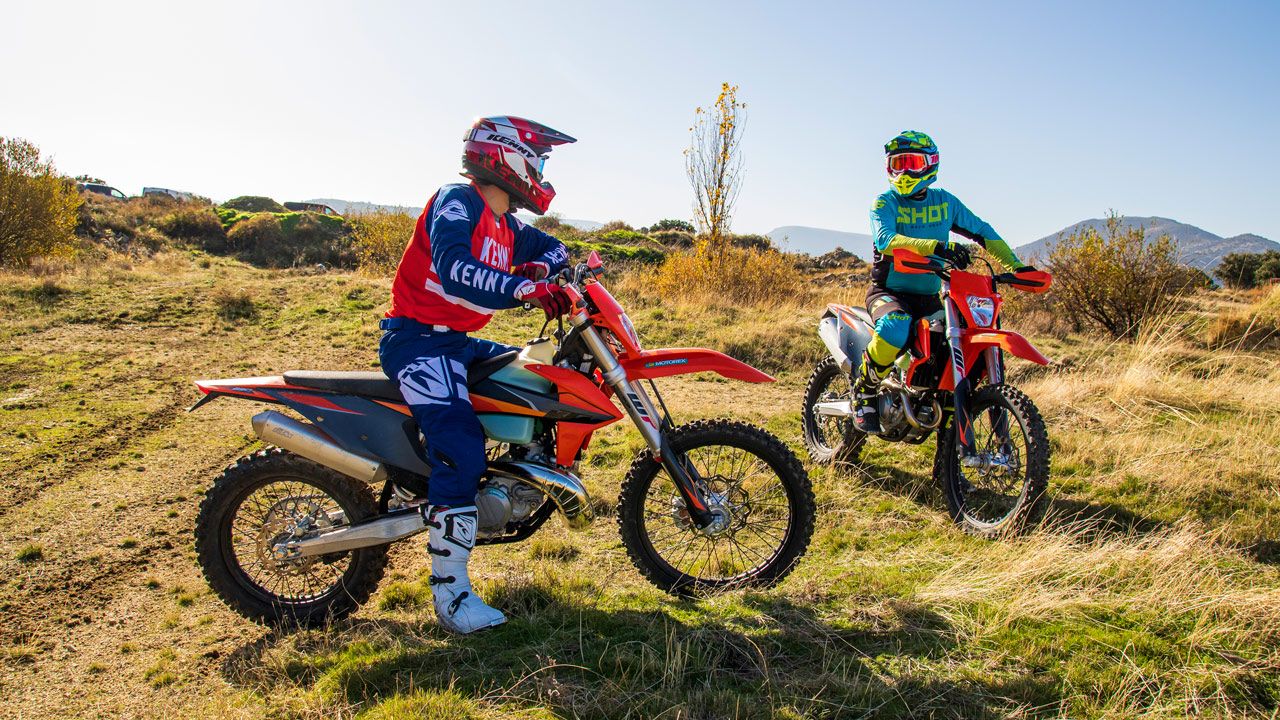Comparativa enduro 2T vs 4T: KTM 250 EXC TPI vs KTM 250 EXCF 2021