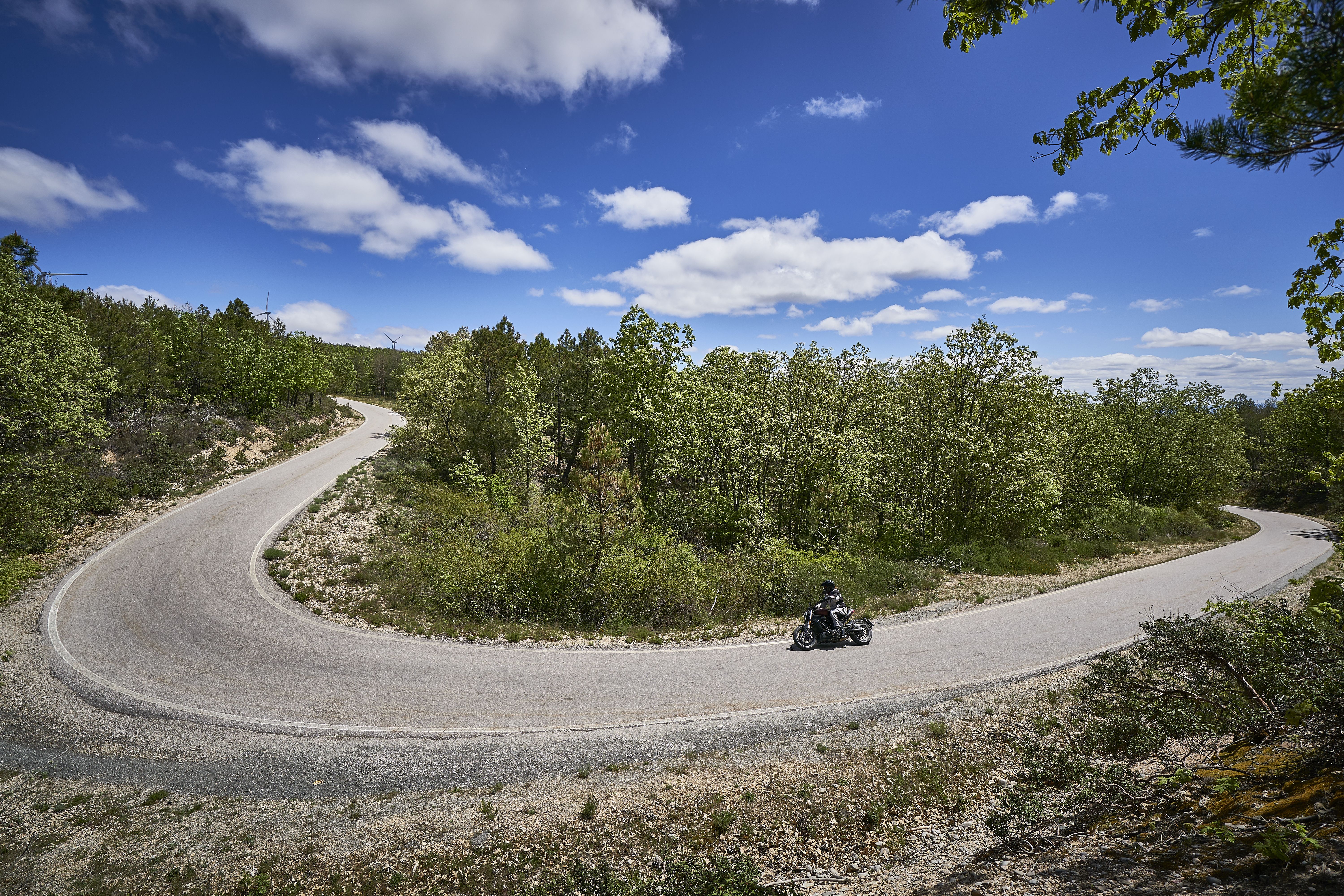Castilla en moto: regreso a la Edad Media.