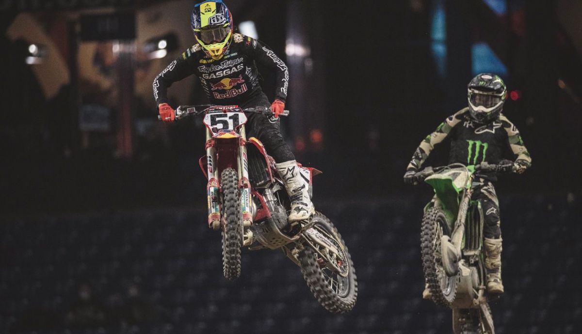 Ken “King” Roczen reina en el Supercross de Indianápolis 2 Ken “King” Roczen reina en el Supercross de Indianápolis 2