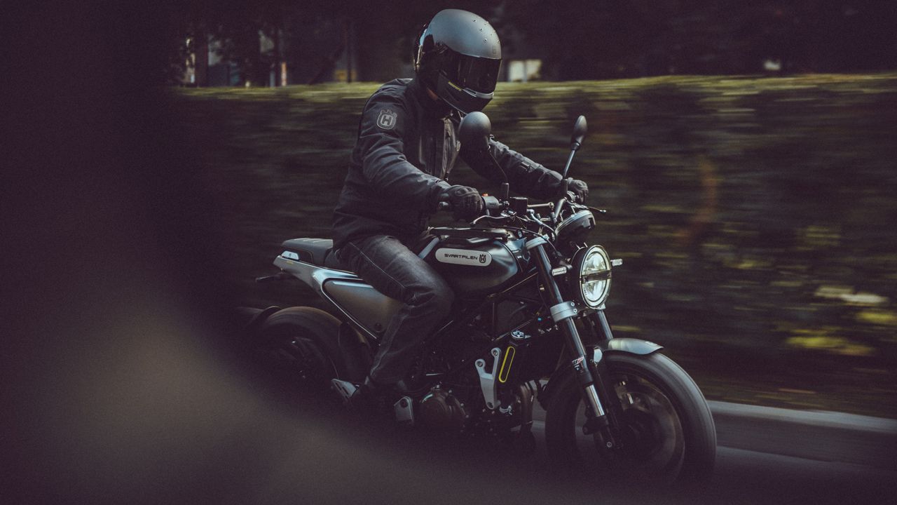 Husqvarna Svartpilen 125