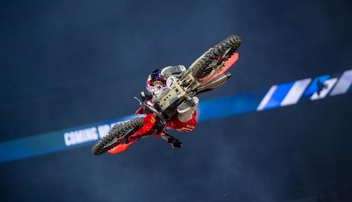 Tres de tres para Ken Roczen en Indianápolis Tres de tres para Ken Roczen en Indianápolis