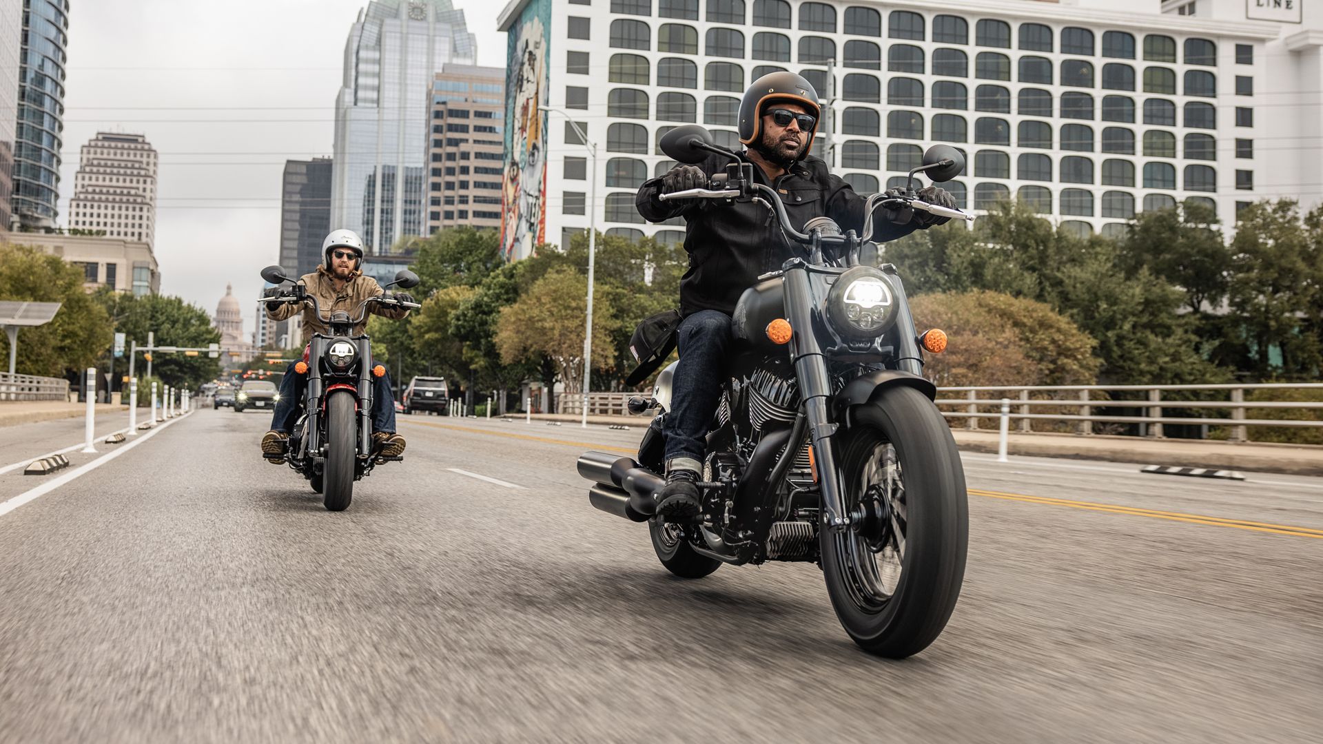 Indian Chief Bobber Dark Horse 2021 17