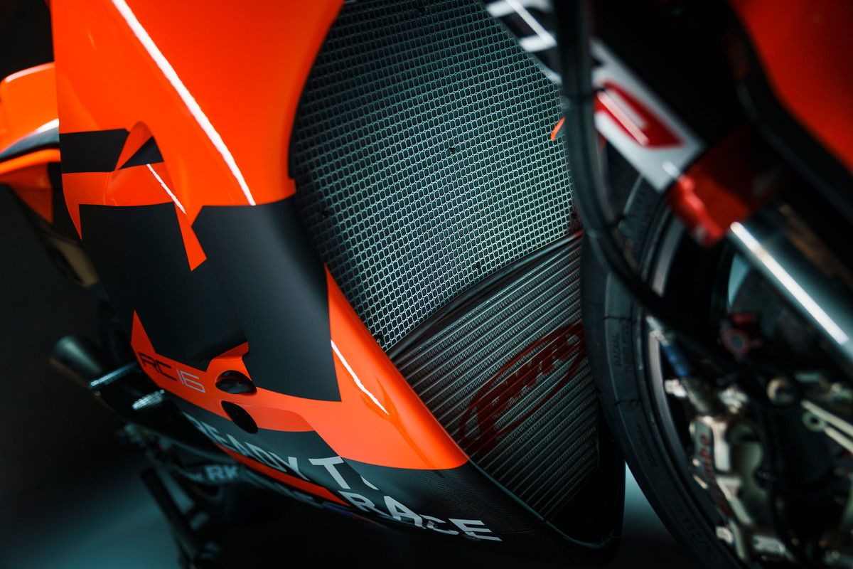 374248 KTM RC16 Tech3 KTM Factory Racing MotoGP Team Presentation 2021  6 