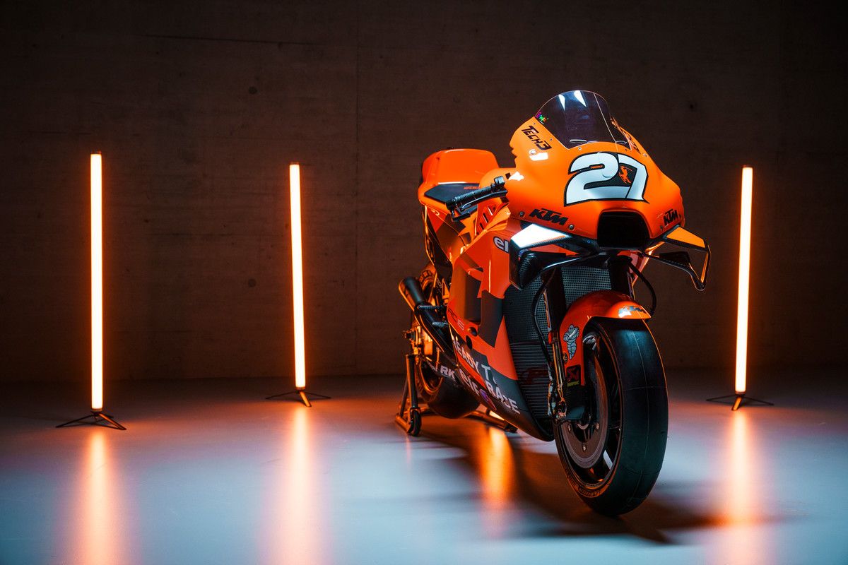 374273 Iker Lecuona 27 RC16 Tech3 KTM Factory Racing MotoGP Team Presentation 2021  7 