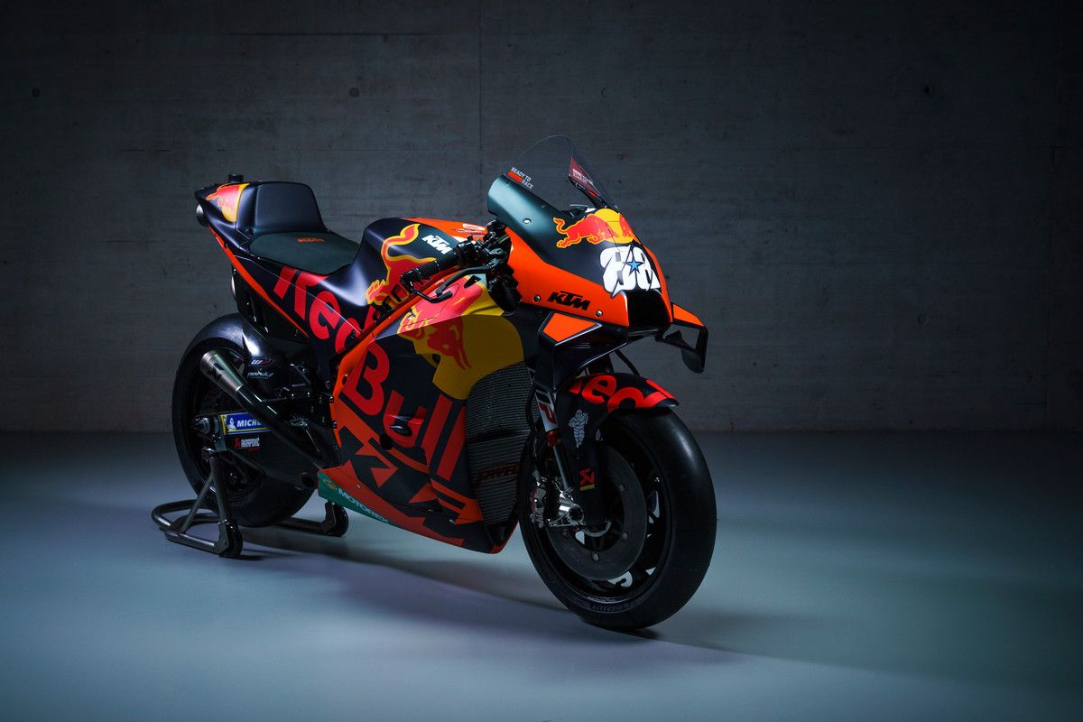 374111 Miguel Oliveira 88 RC16 Red Bull KTM Factory Racing MotoGP Team Presentation 2021  12 