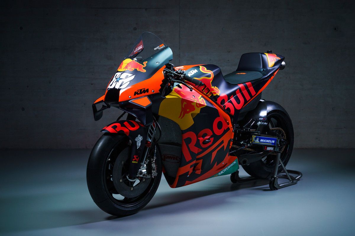 374126 Miguel Oliveira 88 RC16 Red Bull KTM Factory Racing MotoGP Team Presentation 2021  3 