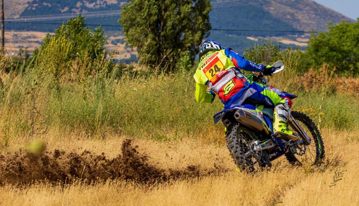 Probamos la enduro más popular de Sherco con Lorenzo Santolino Probamos la enduro más popular de Sherco con Lorenzo Santolino