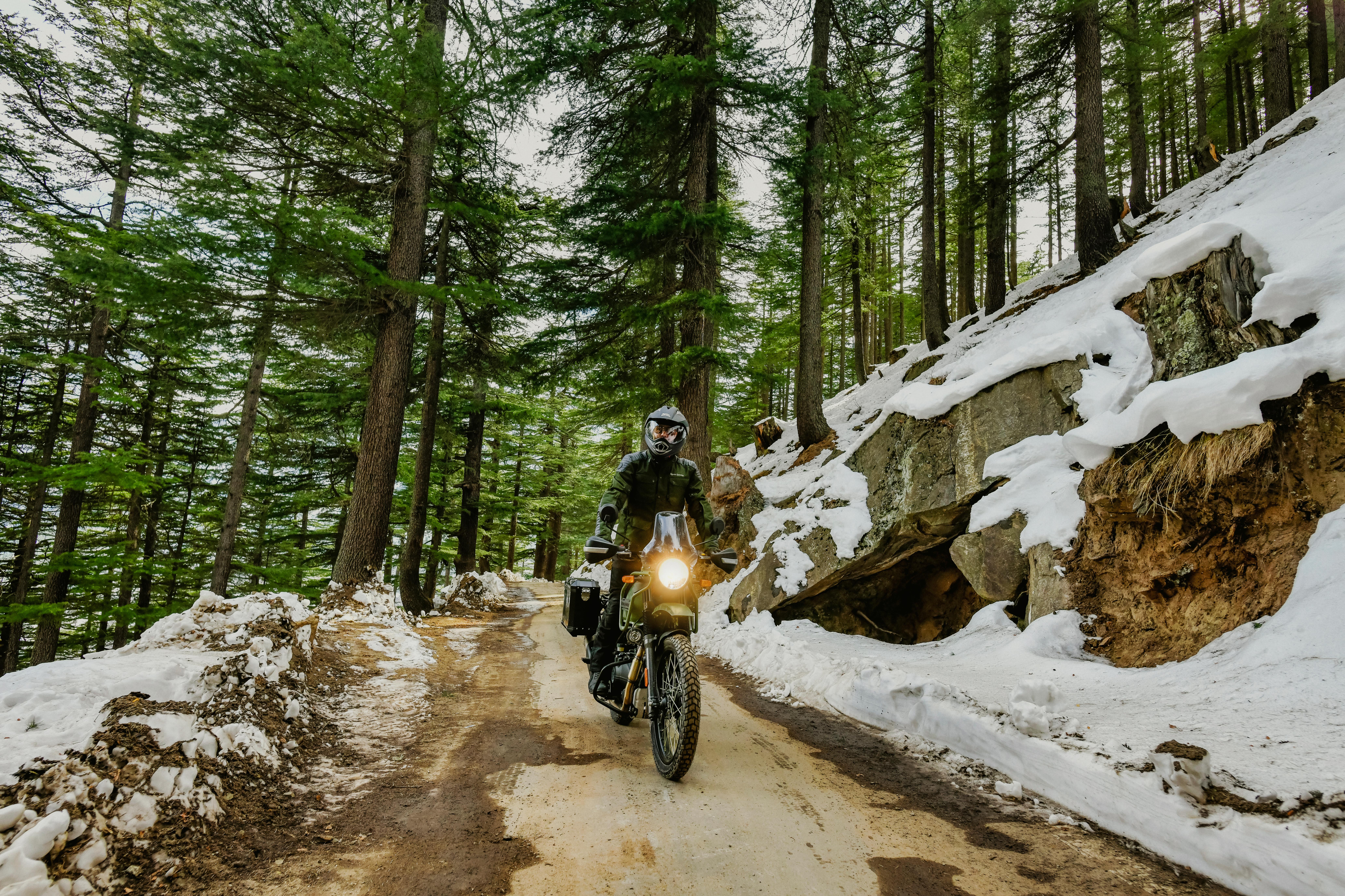 Royal Enfield Himalayan 2021 acción 4
