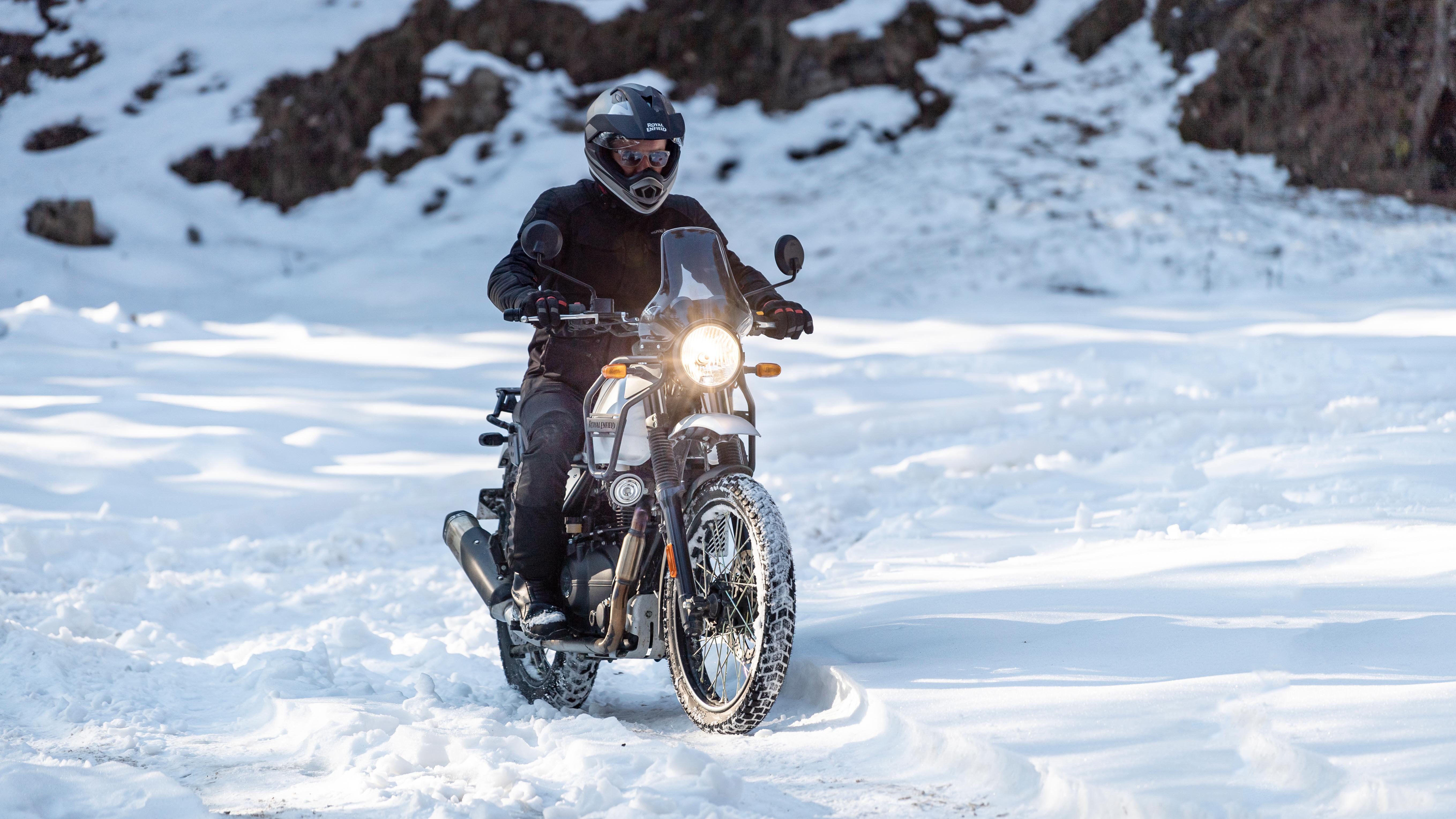 Royal Enfield Himalayan 2021 acción 5