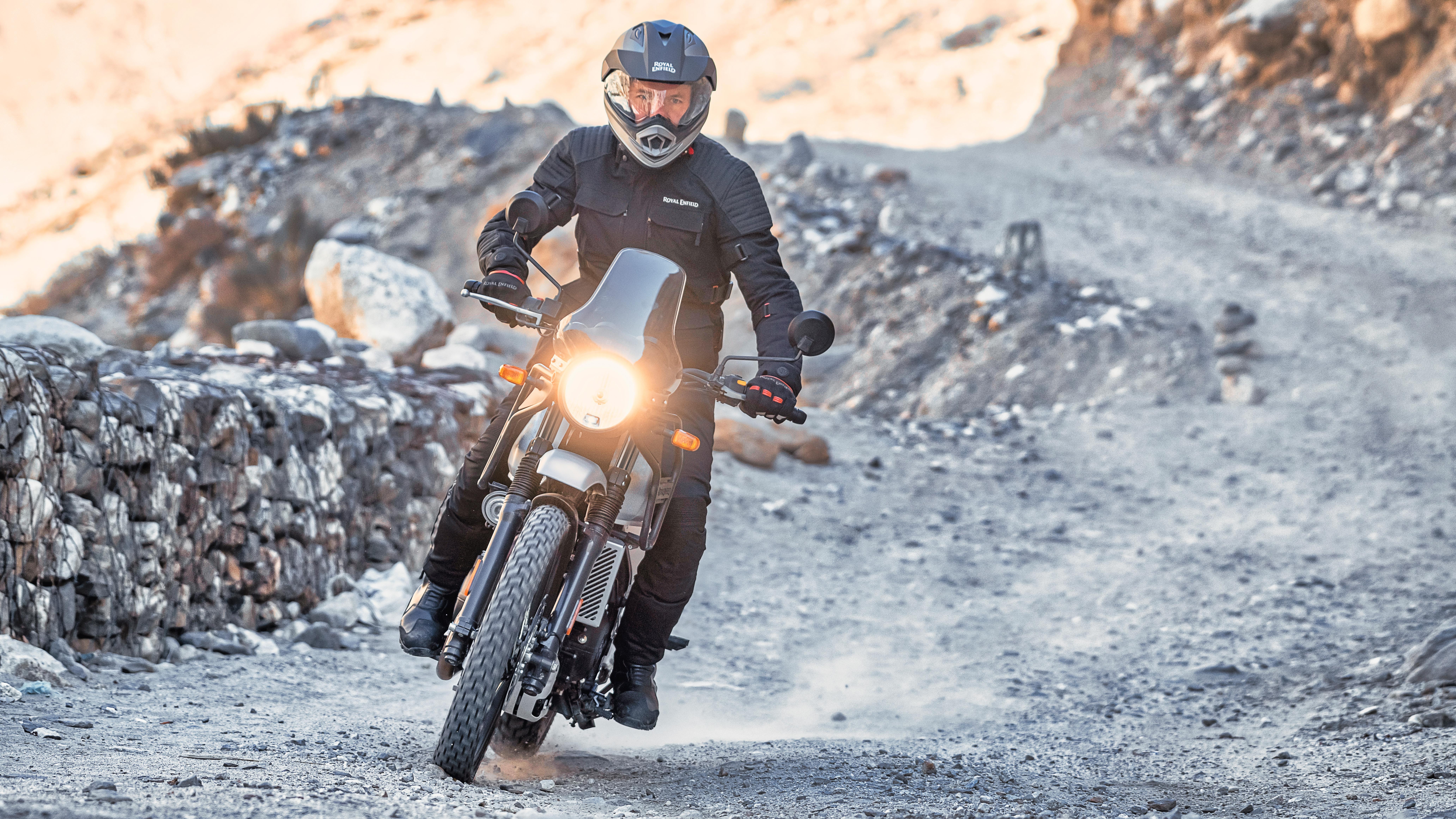Royal Enfield Himalayan 2021 acción 6
