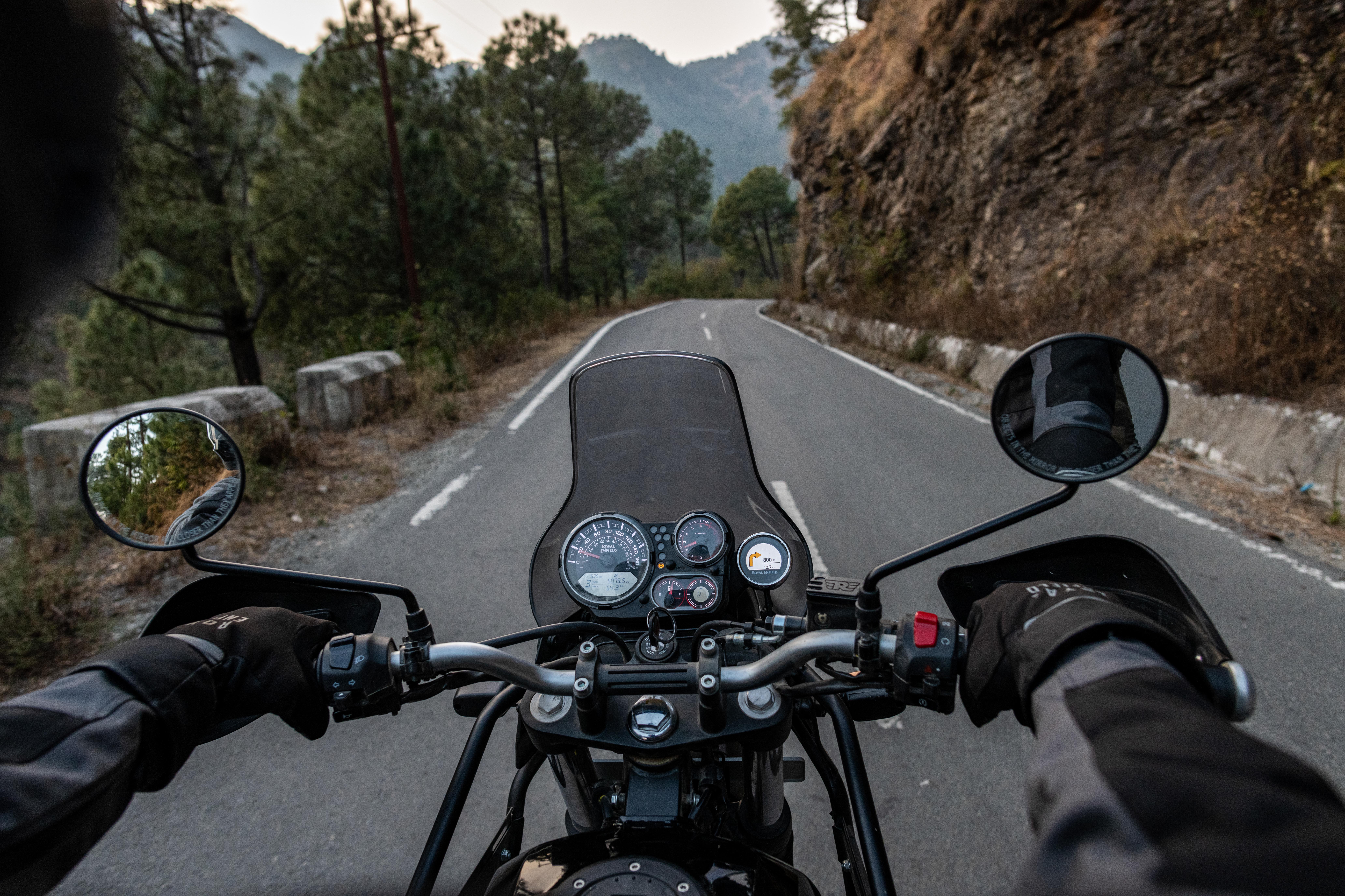Royal Enfield Himalayan 2021 acción 10