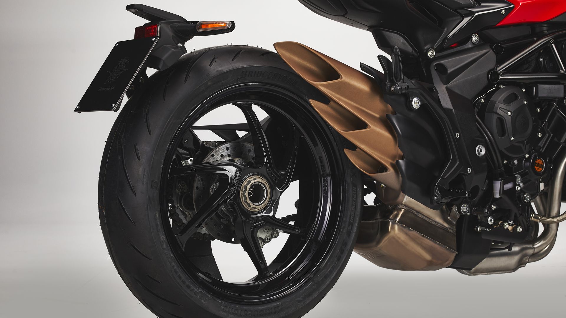 MV Agusta Brutale Rosso 2021 09