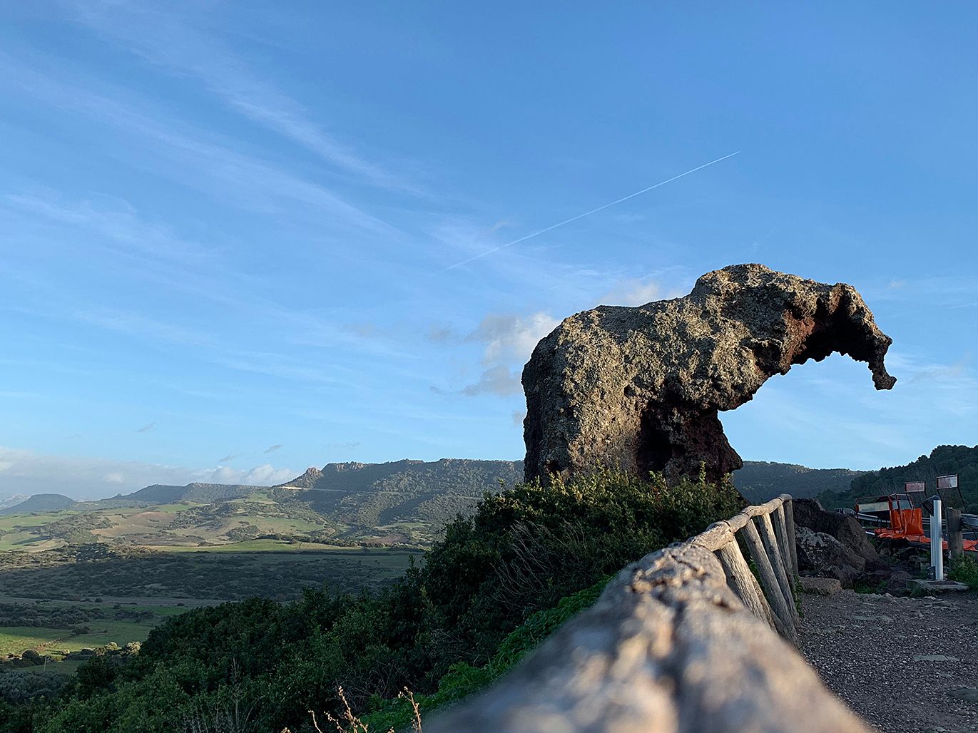 Córcega y Cerdeña en moto: Castelsardo.