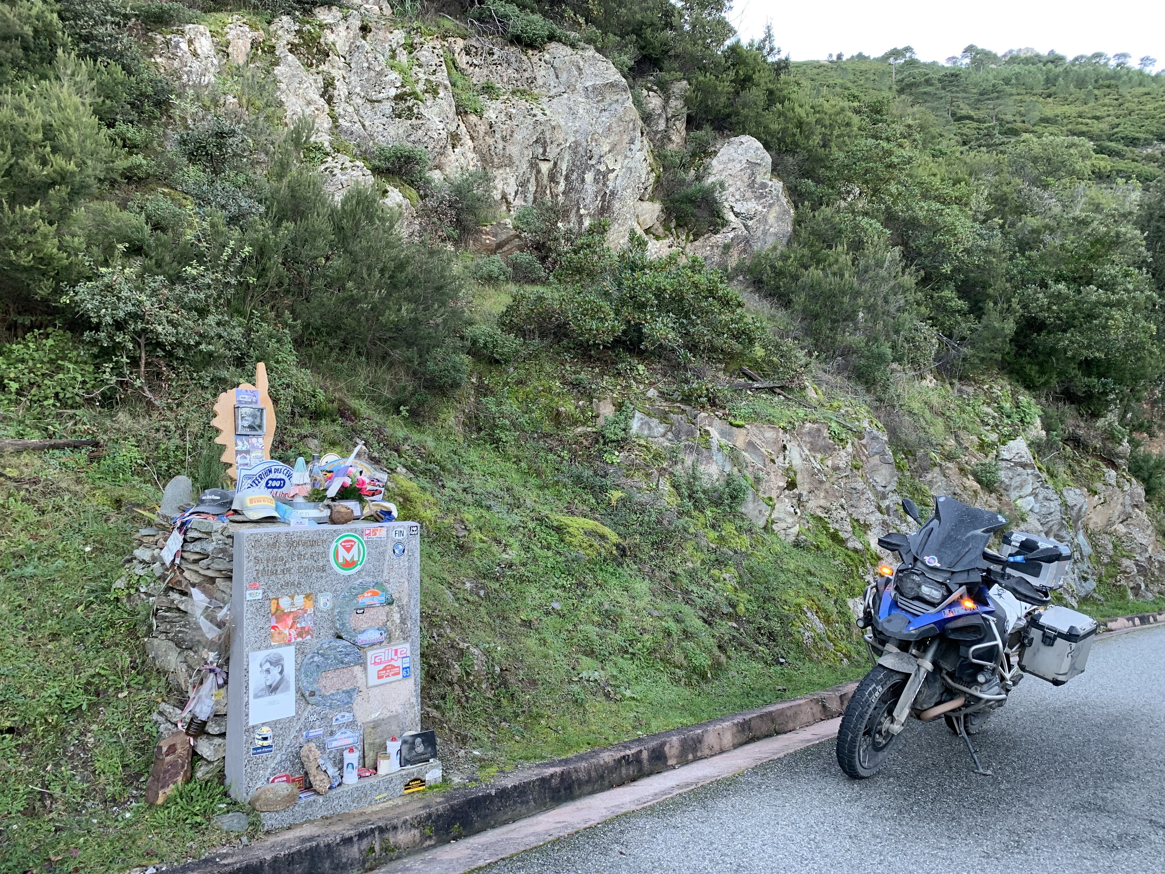 Córcega y Cerdeña en moto: homenaje a Cresto y Toivonen.