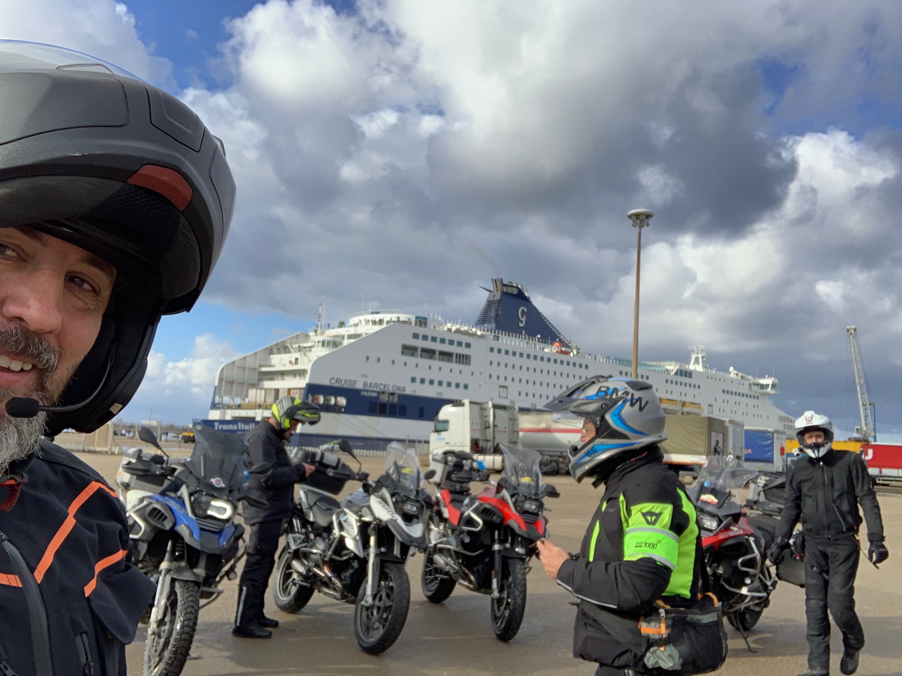 Córcega y Cerdeña en moto.