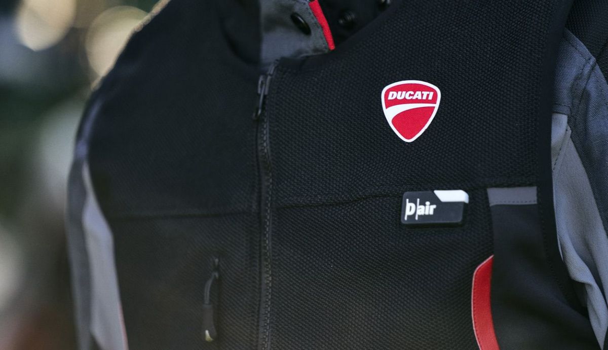 Ducati Smart Jacket, el chaleco con airbag para ducatistas Ducati Smart Jacket, el chaleco con airbag para ducatistas