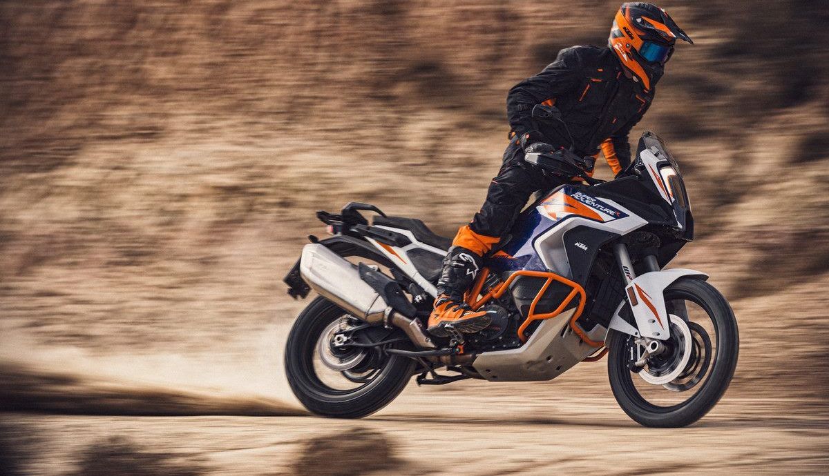 KTM 1290 SUPER ADVENTURE R KTM 1290 SUPER ADVENTURE R