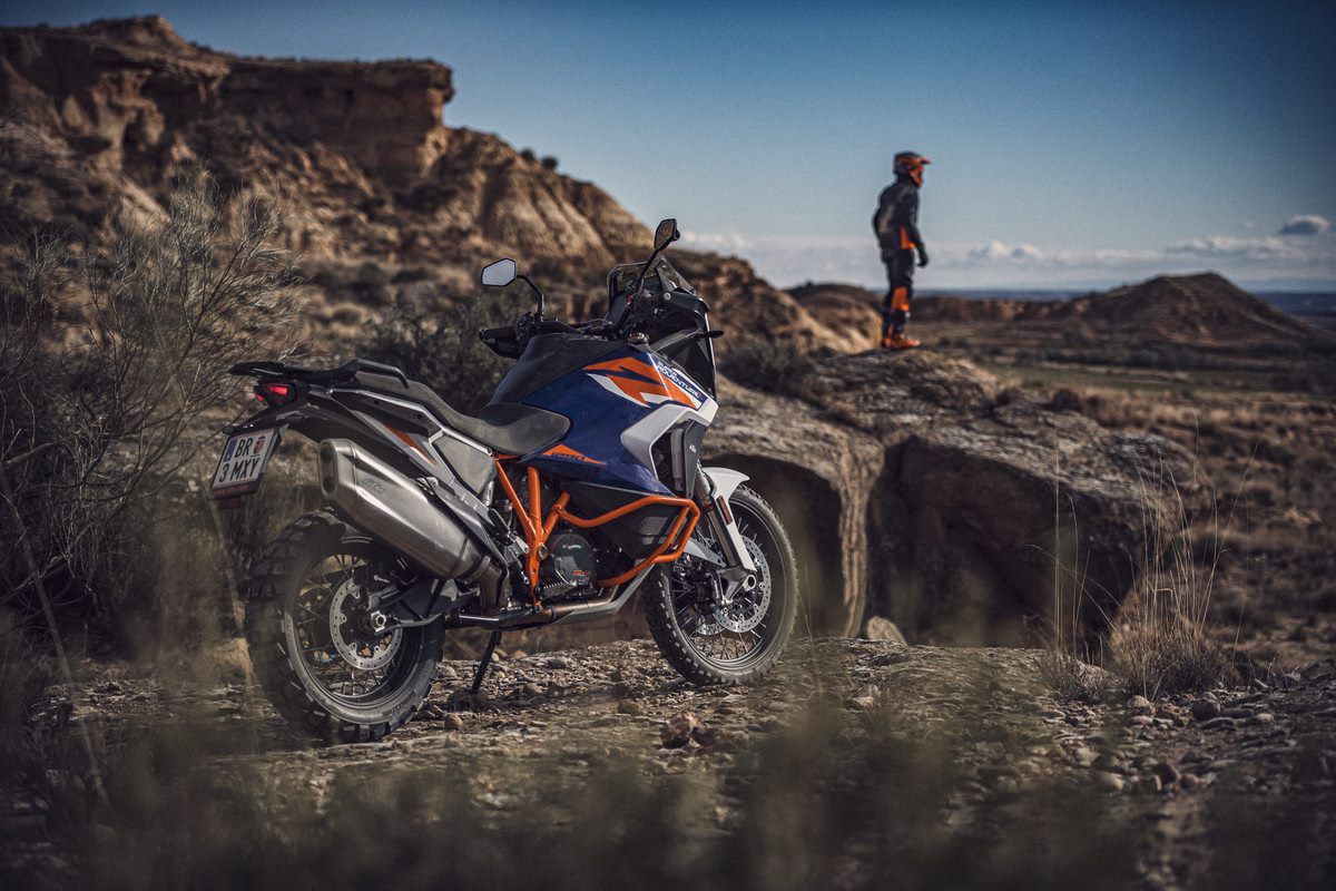 KTM 1290 SUPER ADVENTURE R estática 1