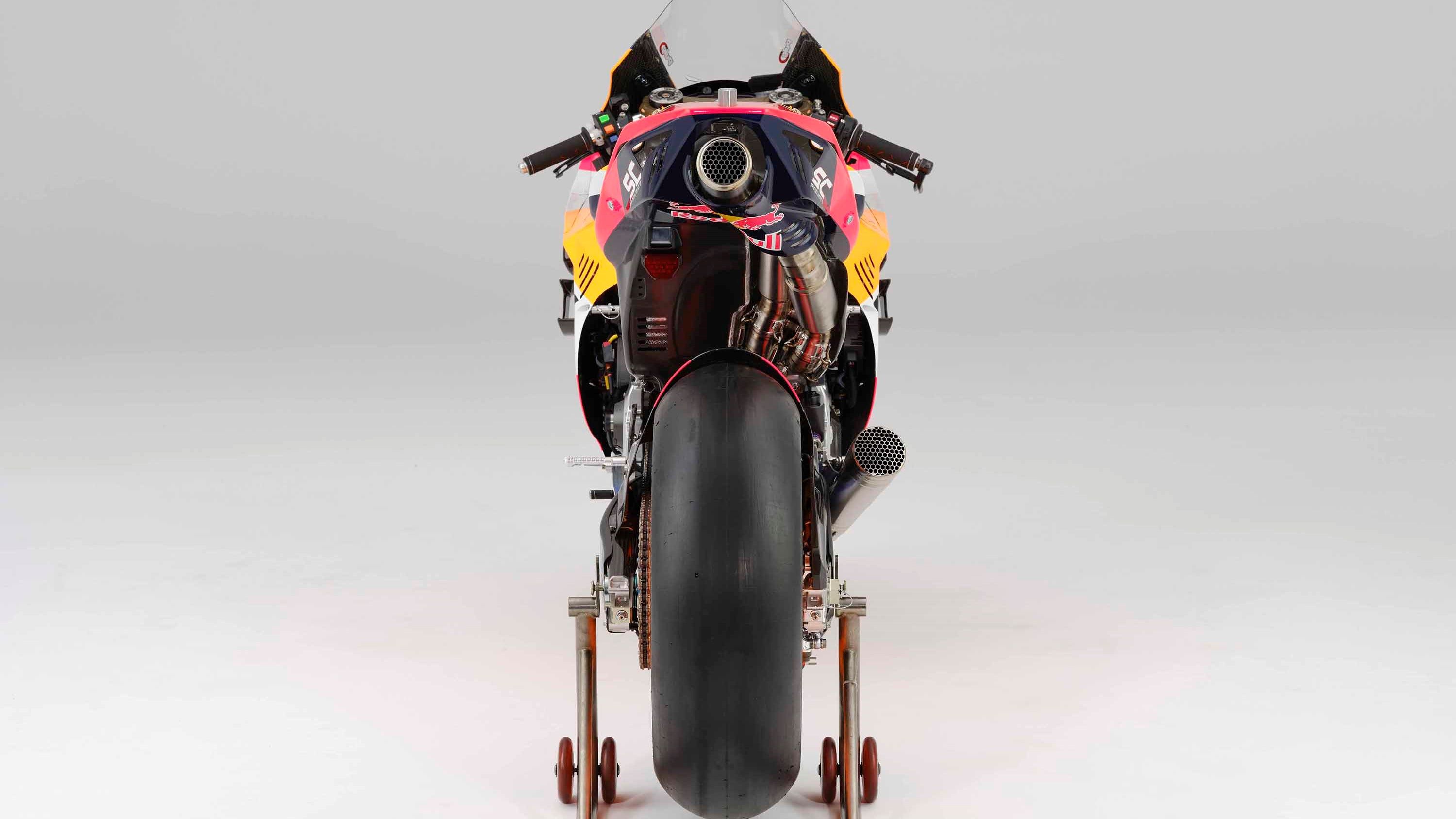 Honda RC213V Repsol MotoGP 2021 Marc Márquez Pol Espagaró 27