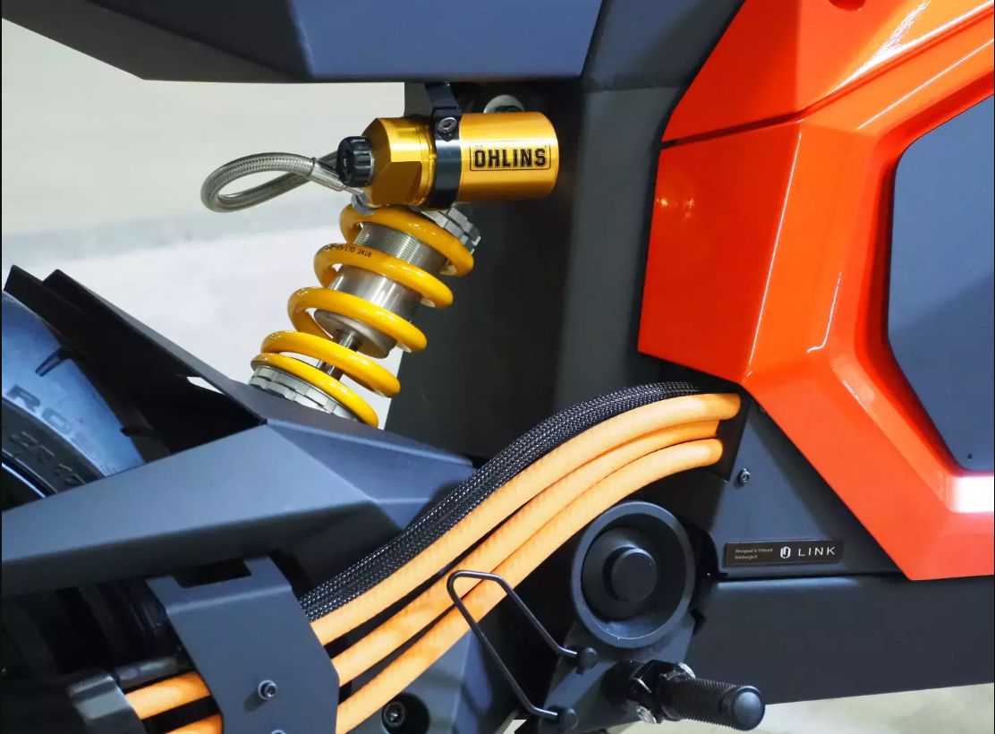 Honda, KTM, Piaggio y Yamaha crearán baterías intercambiables para motos eléctricas.