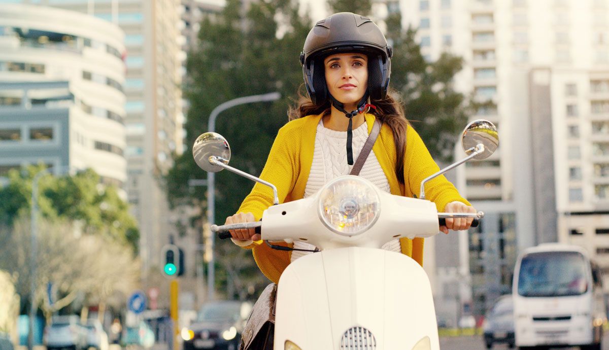 Posible fin a conducir motos de 125cc solo con el carné de coche