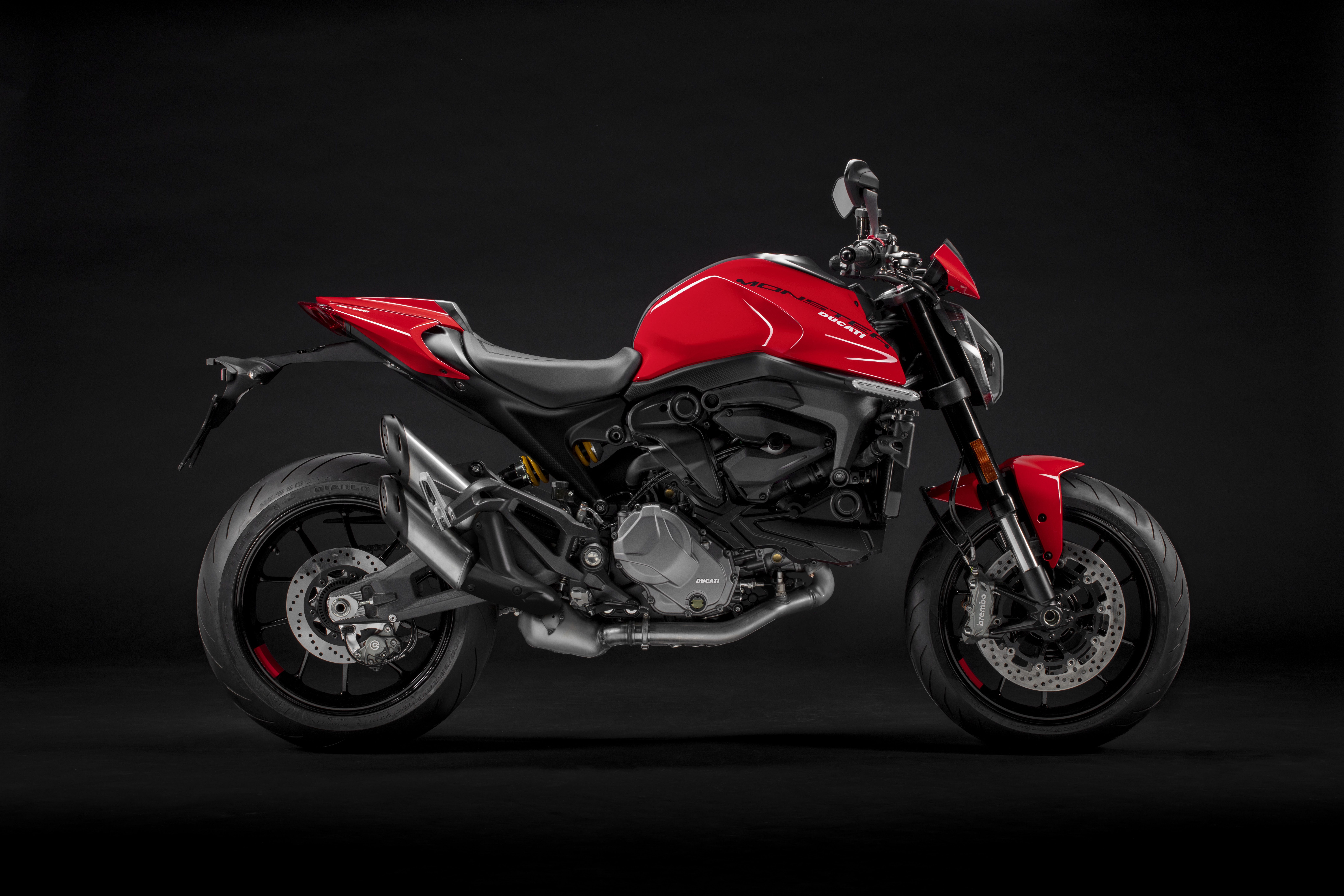 Ducati Monster 2021 (10)