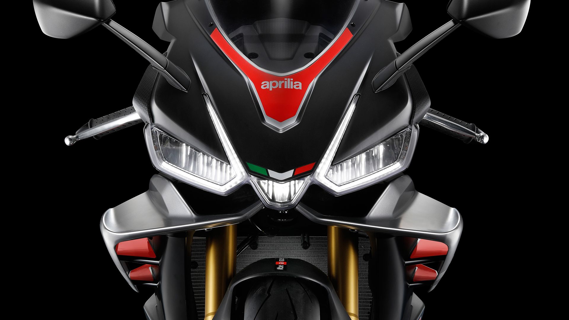 Aprilia RSV4 2021 06