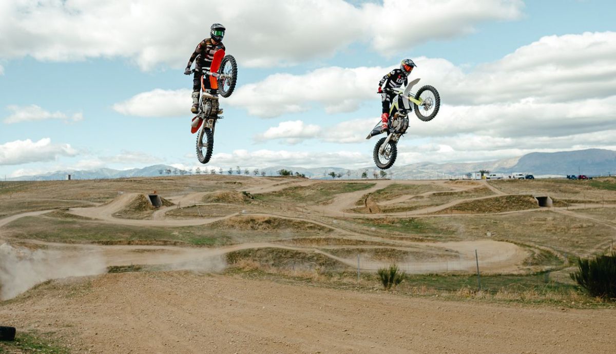 KTM 150 SX vs Husqvarna FC 250, la batalla de los tiempos KTM 150 SX vs Husqvarna FC 250, la batalla de los tiempos