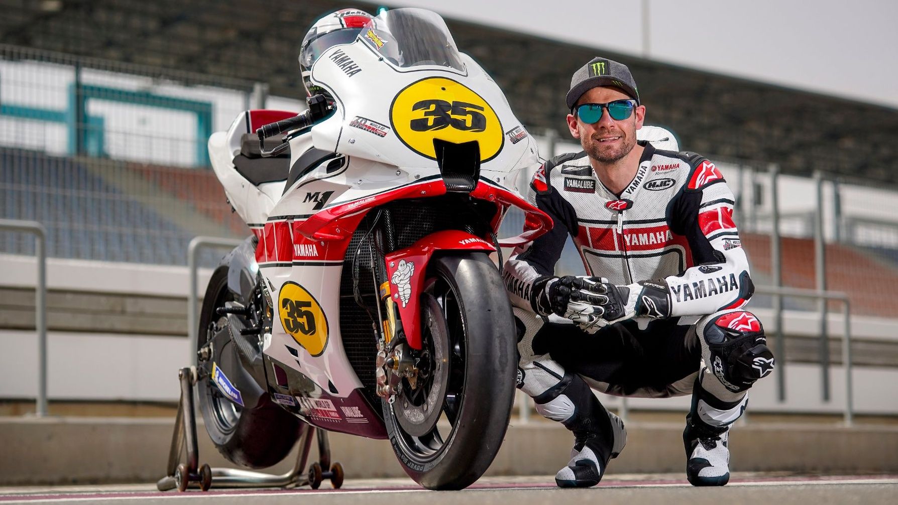 Yamaha YZR M1 edición 60 aniversario Cal Crutchlow 4