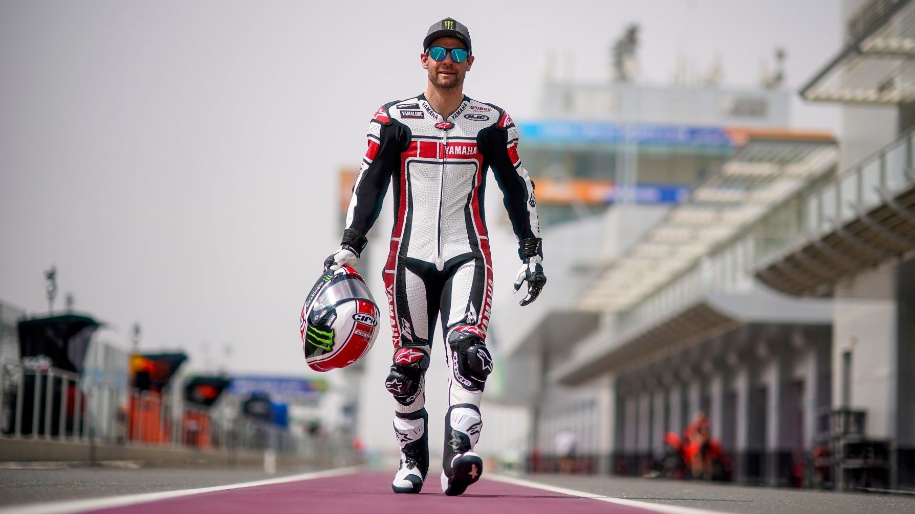 Yamaha YZR M1 edición 60 aniversario Cal Crutchlow 5