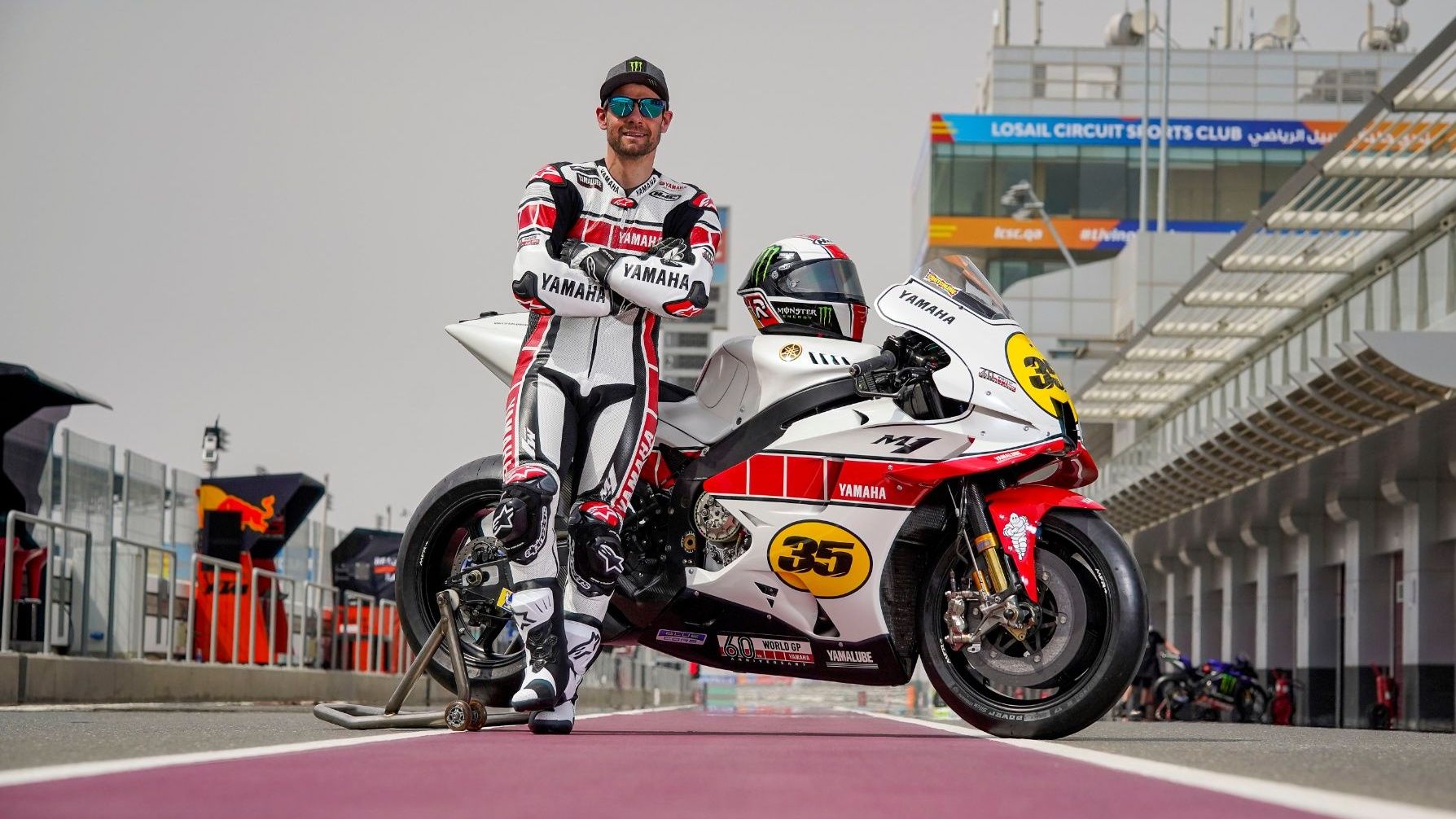 Yamaha YZR M1 edición 60 aniversario Cal Crutchlow 31